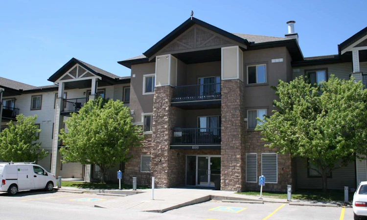 1317-16969 24 Street SW