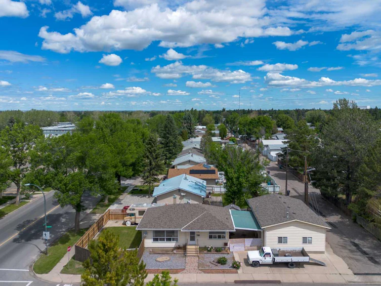 2305 7 Avenue N, Lethbridge, AB, T1H 0Z2 - 41