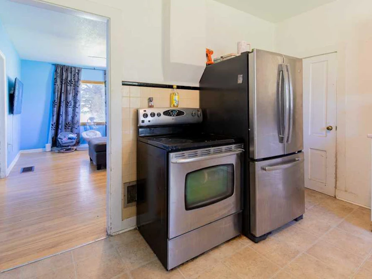 664 1 Street W, Cardston, AB, T0K 0K0 - 8
