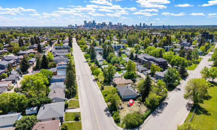2747 Morley Trail NW