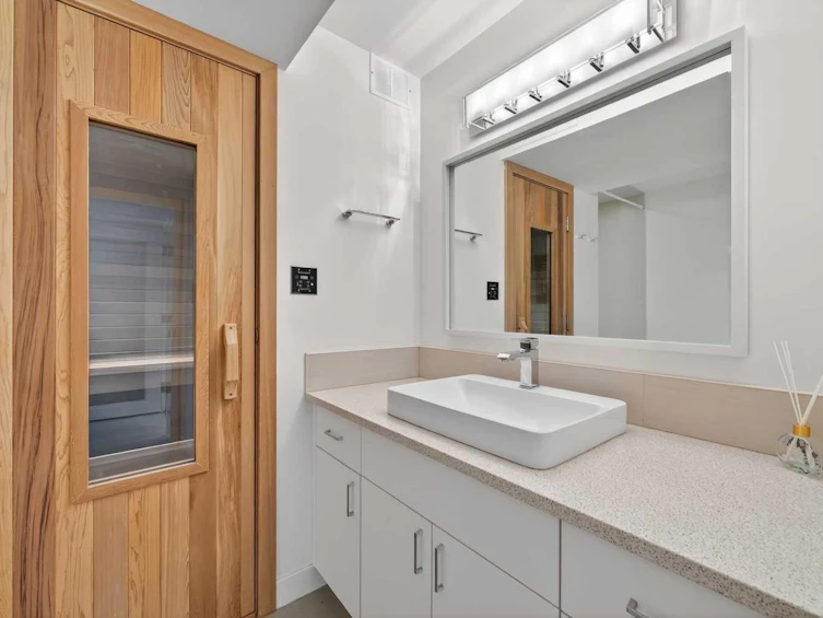 5119 Vallance Crescent NW, Calgary, AB, T3A 0T7 - 32
