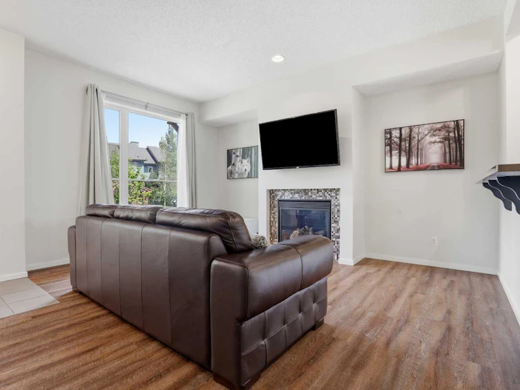 184 Chapalina Square SE, Calgary, AB, T2X 0L5 - 6