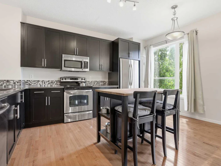 184 Chapalina Square SE, Calgary, AB, T2X 0L5 - 11