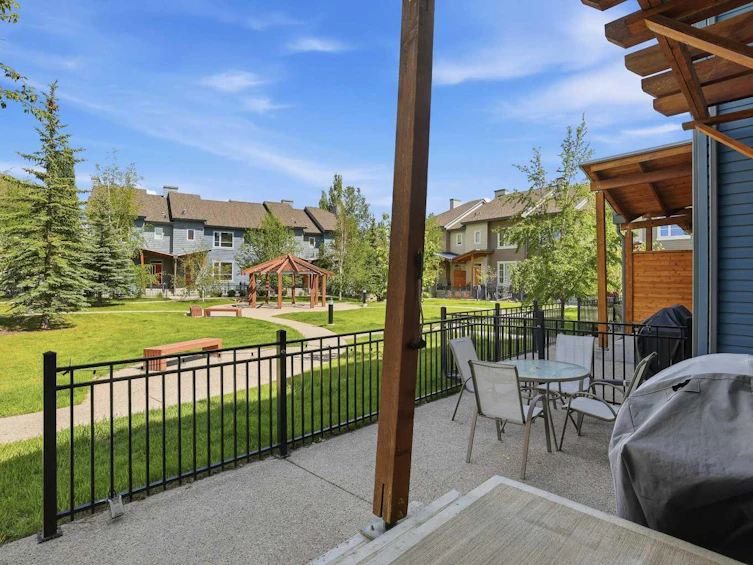 184 Chapalina Square SE, Calgary, AB, T2X 0L5 - 32
