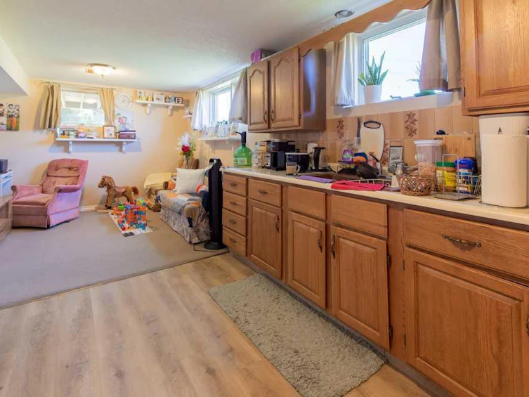 214 3 Street W, Cardston, AB, T0K 0K0 - 38