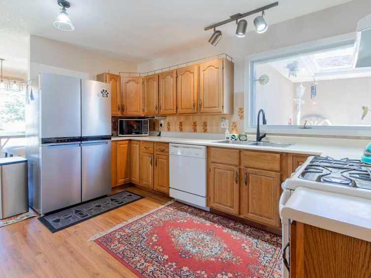 214 3 Street W, Cardston, AB, T0K 0K0 - 6