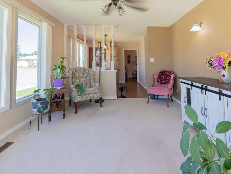 214 3 Street W, Cardston, AB, T0K 0K0 - 11