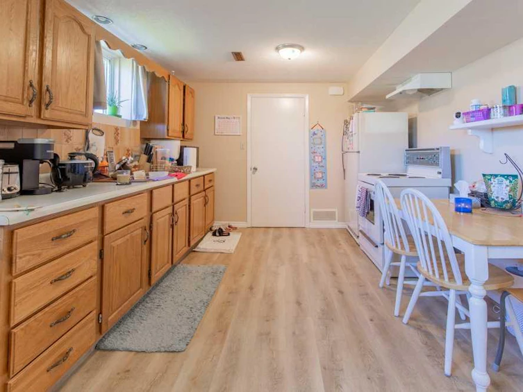 214 3 Street W, Cardston, AB, T0K 0K0 - 37