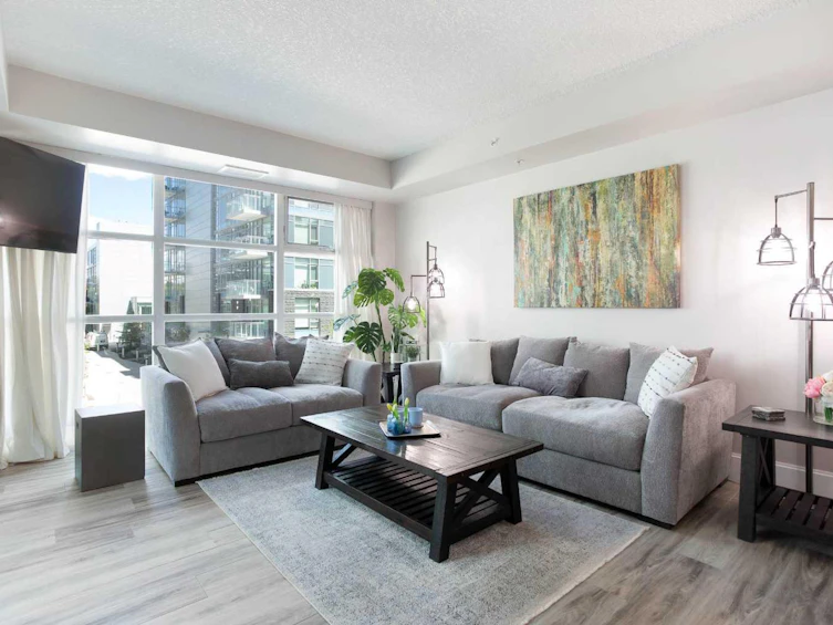 201-205 Riverfront Avenue SW, Calgary, AB, T2P 5K4 - 6