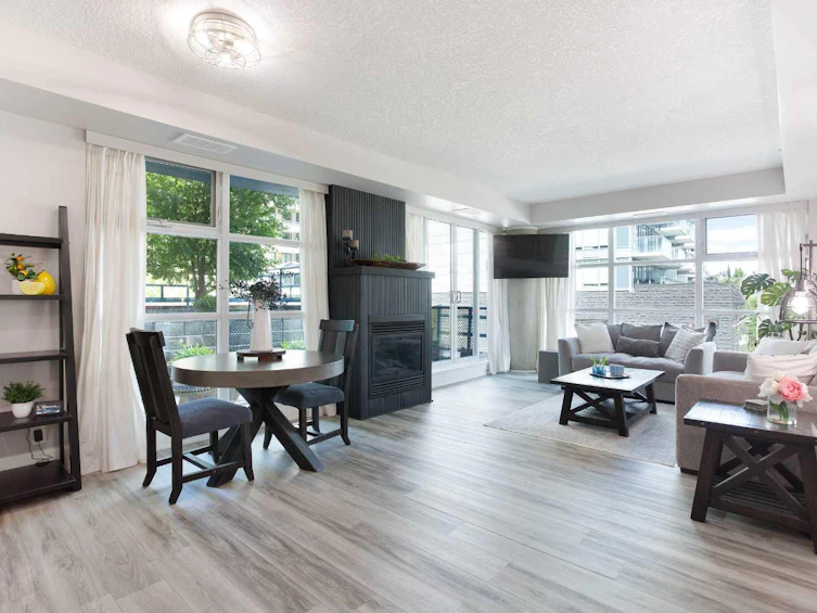 201-205 Riverfront Avenue SW, Calgary, AB, T2P 5K4 - 4