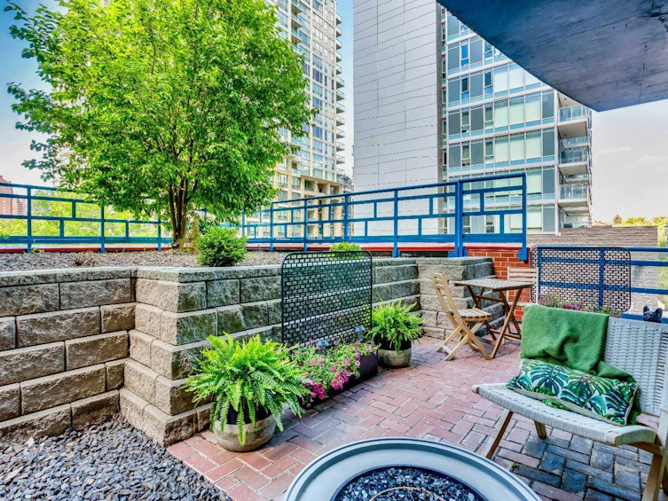 201-205 Riverfront Avenue SW, Calgary, AB, T2P 5K4 - 23