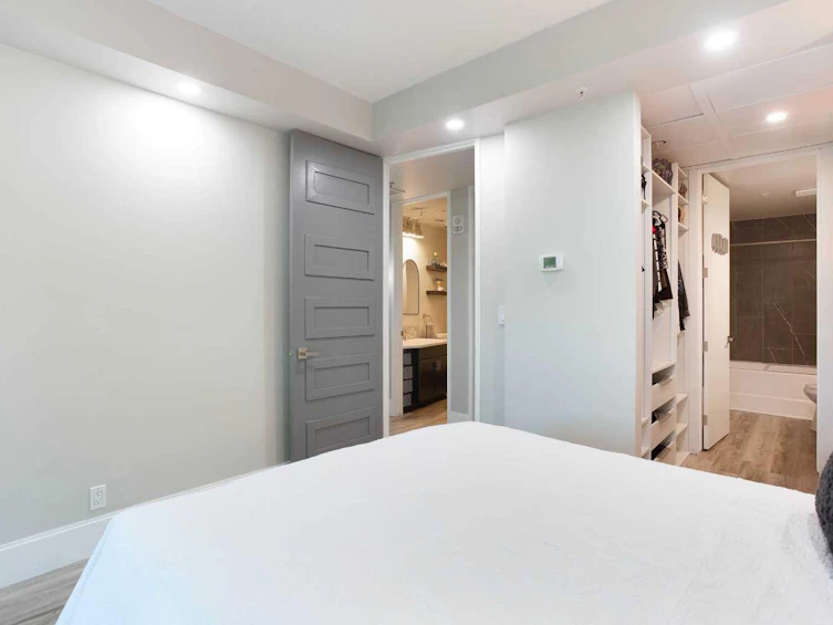 201-205 Riverfront Avenue SW, Calgary, AB, T2P 5K4 - 15