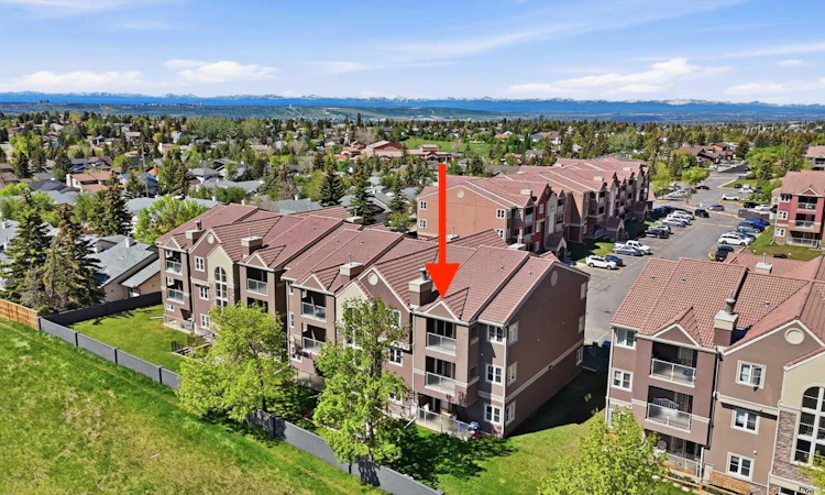 #1634-1634 Edenwold Heights NW