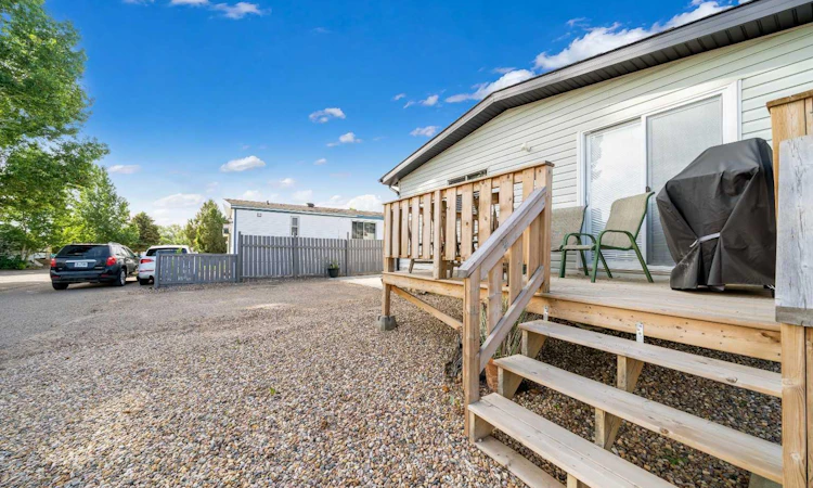 341 Cornell Crescent SW