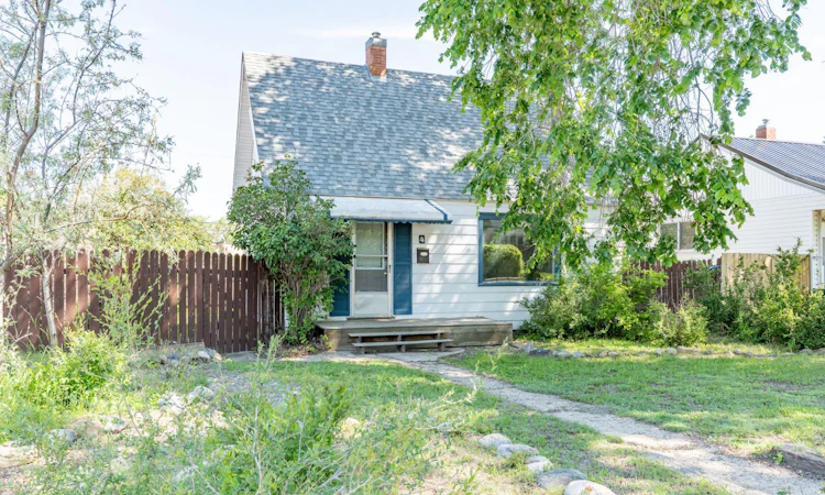 4 8 Street SE