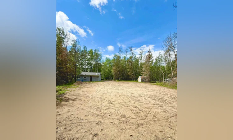 33 Parkland Avenue