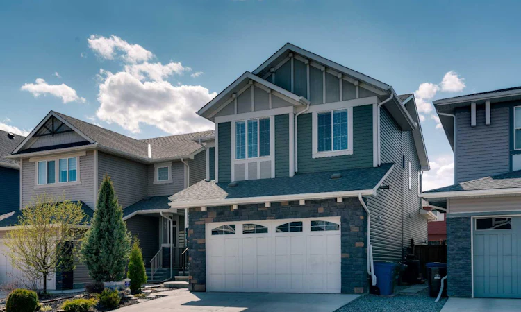 203 Bayview Circle SW