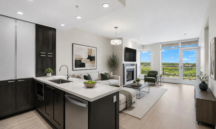 1712-222 Riverfront Avenue SW