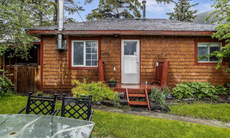 11 Fortress Mountain Way