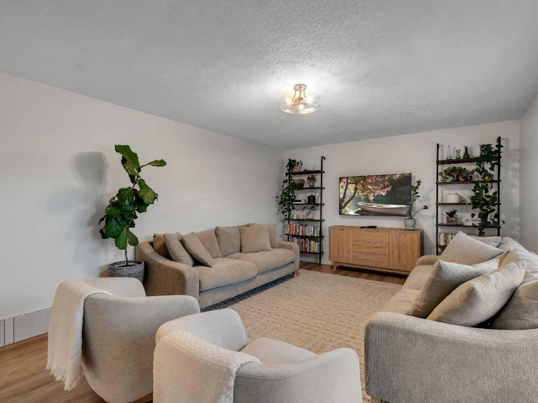 6256 Silver Springs Hill NW, Calgary, AB, T3B 3E6 - 4