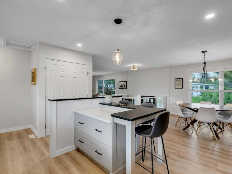 6256 Silver Springs Hill NW, Calgary, AB, T3B 3E6 - 10