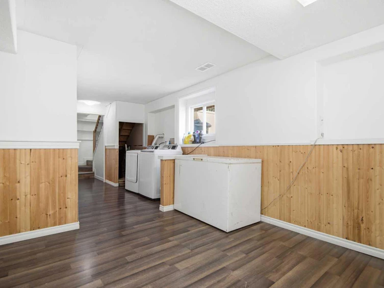 6 Maple Bay, Lacombe, AB, T4L 1V5 - 30
