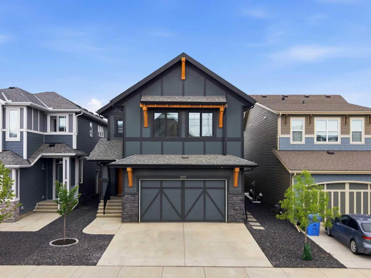 377 Magnolia Way SE, Calgary, AB, T3M 3S6