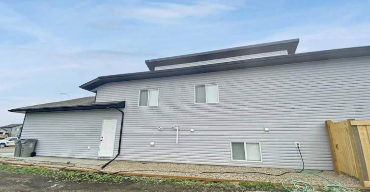 A-10230 128 Avenue, Grande Prairie, AB, T8V 6M6 - 8