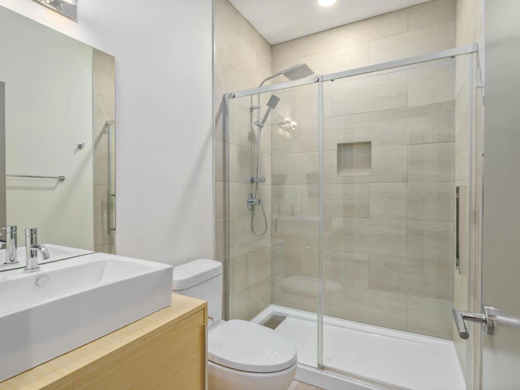 1826 37 Avenue SW, Calgary, AB, T3E 3A3 - 36