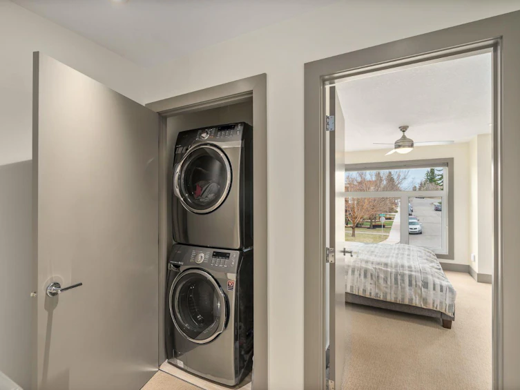 1826 37 Avenue SW, Calgary, AB, T3E 3A3 - 33