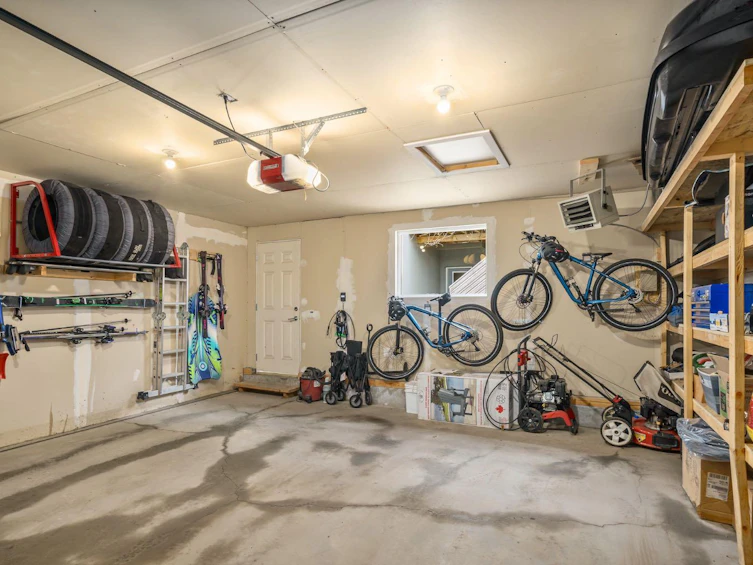 1826 37 Avenue SW, Calgary, AB, T3E 3A3 - 42
