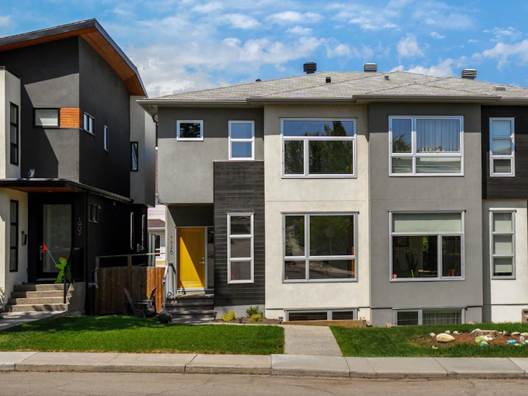 1826 37 Avenue SW, Calgary, AB, T3E 3A3