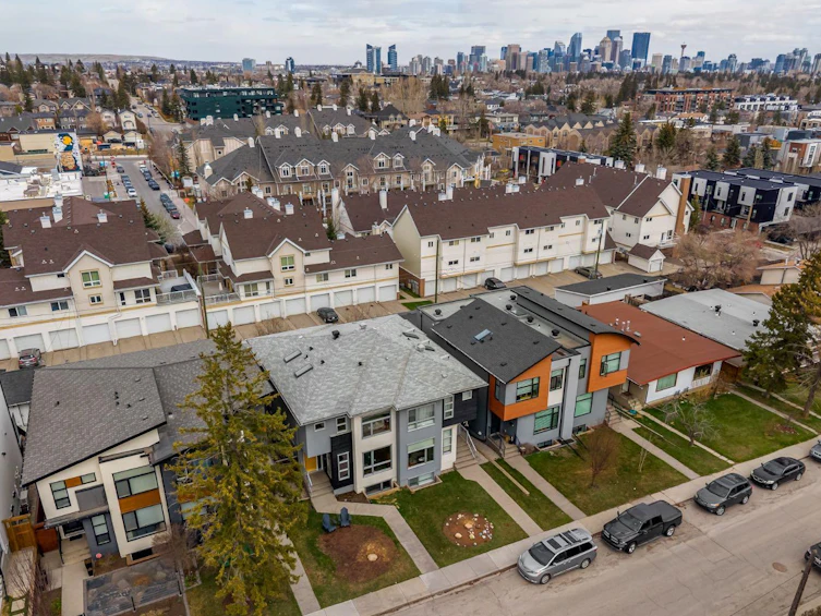 1826 37 Avenue SW, Calgary, AB, T3E 3A3 - 44