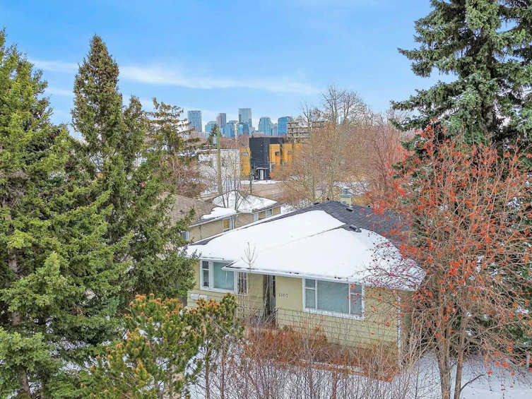 1107 19 Avenue NW, Calgary, AB, T2M 1A1