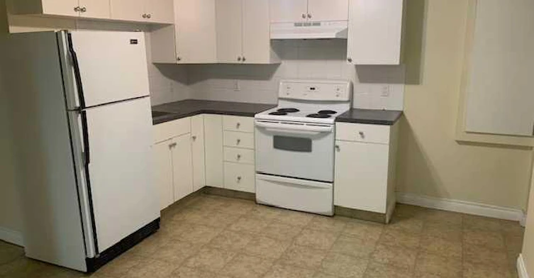 1219 Glacier Drive S, Lethbridge, AB, T1K 3G5 - 5