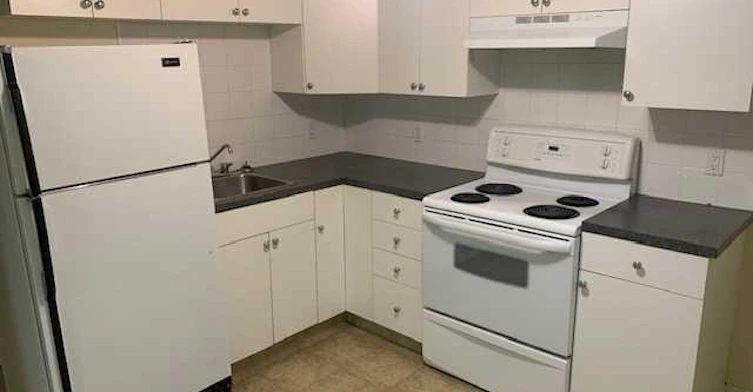 1219 Glacier Drive S, Lethbridge, AB, T1K 3G5 - 6