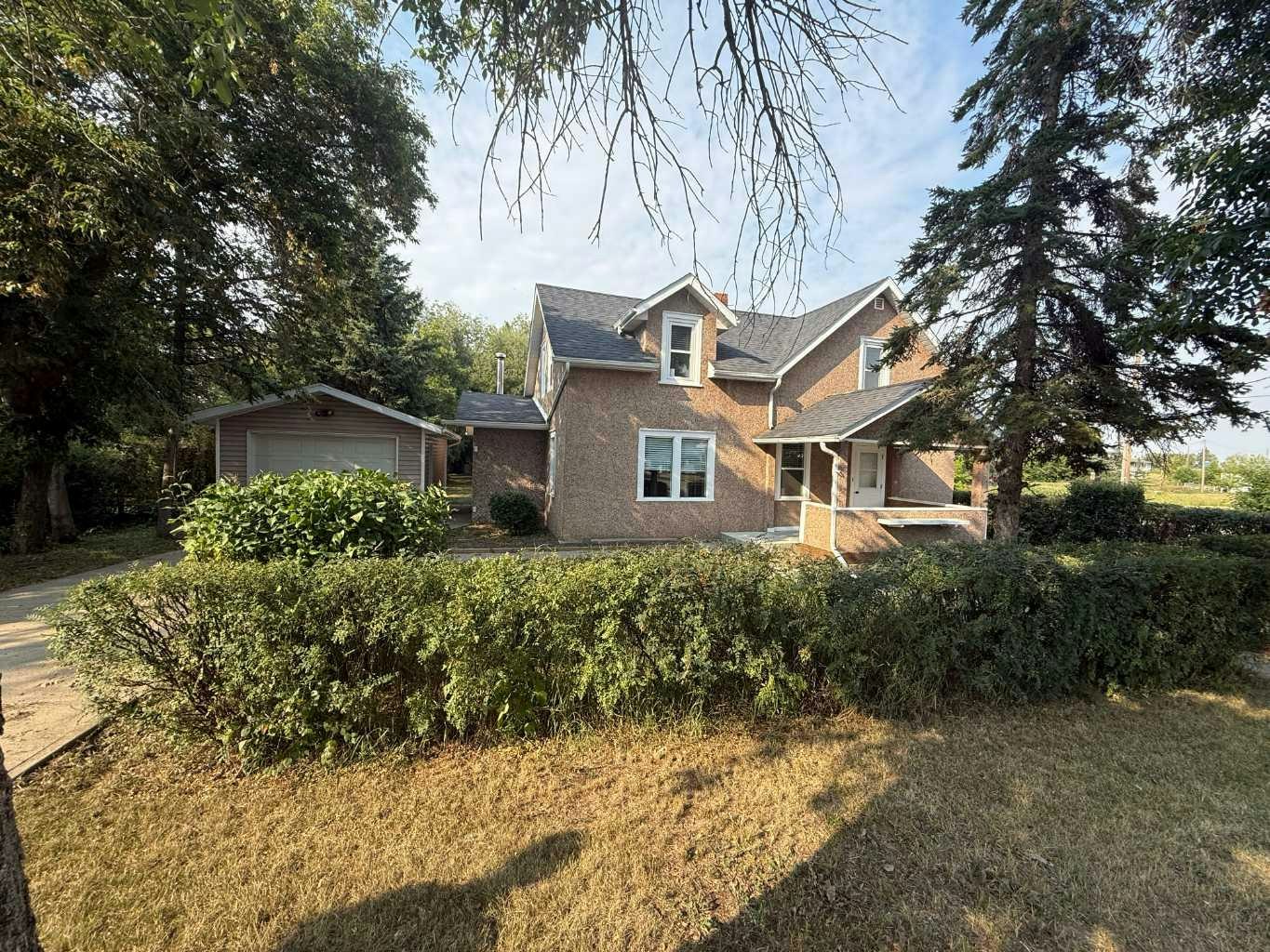 138 Trochu Avenue, Trochu, AB, T0M 2C0