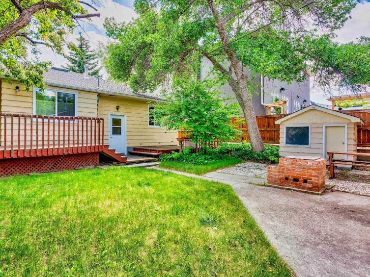 2308 9 Avenue NW, Calgary, AB, T2N 1E7 - 10