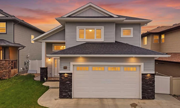 95 Thompson Crescent