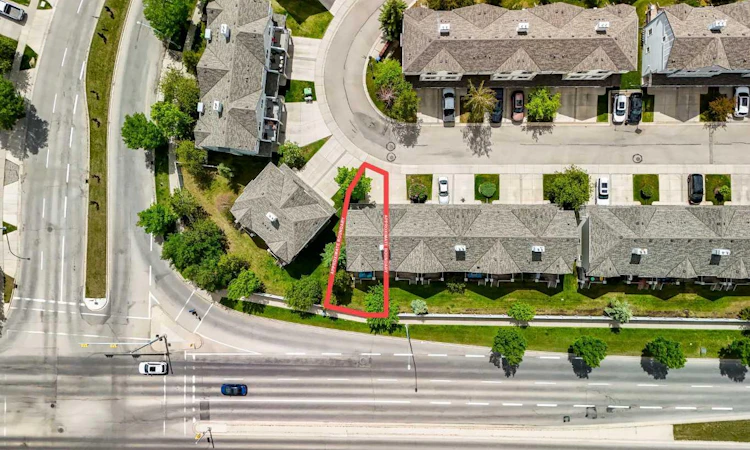 99 Copperfield Court SE
