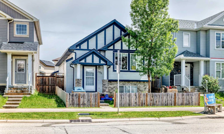 398 Martindale Drive NE