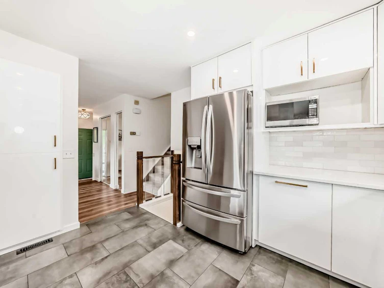 584 Woodhill Place SW, Calgary, AB, T2W 3L5 - 10