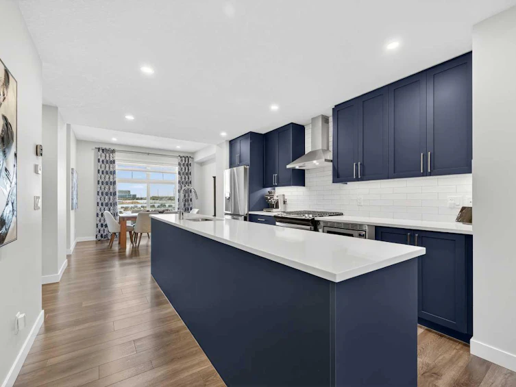 233 Les Jardins Park SE, Calgary, AB, T2C 5V3 - 6
