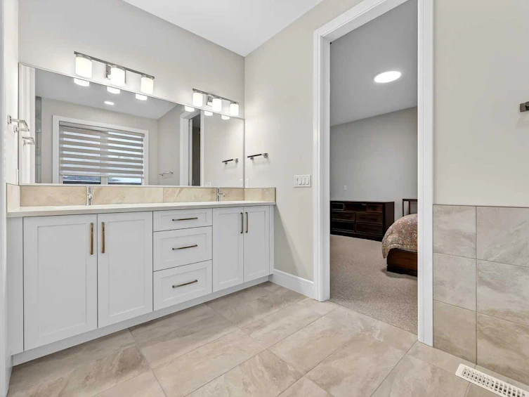 95 Rock Lake View NW, Calgary, AB, T3G 0E9 - 24