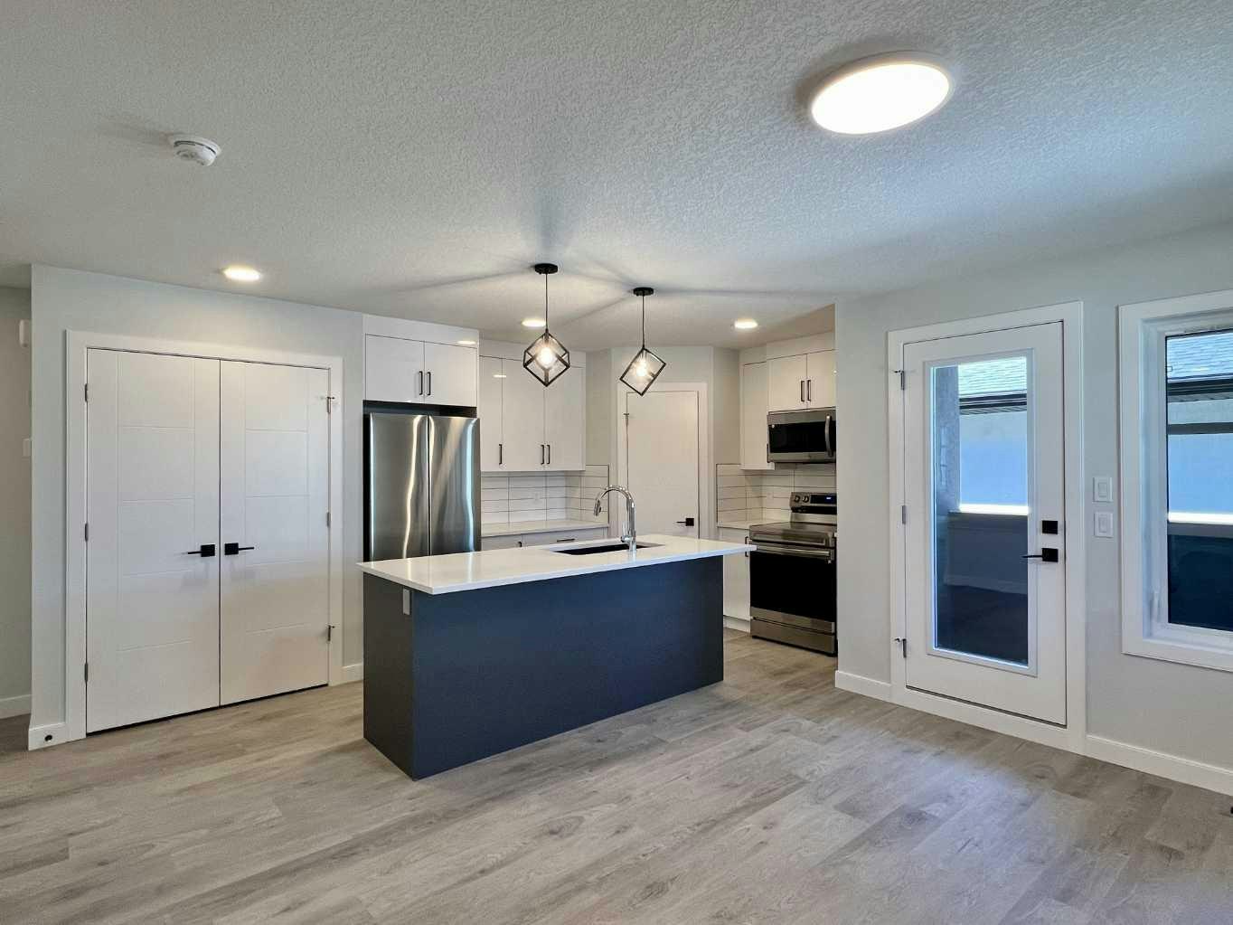 95 Rock Lake View NW, Calgary, AB, T3G 0E9 - 40