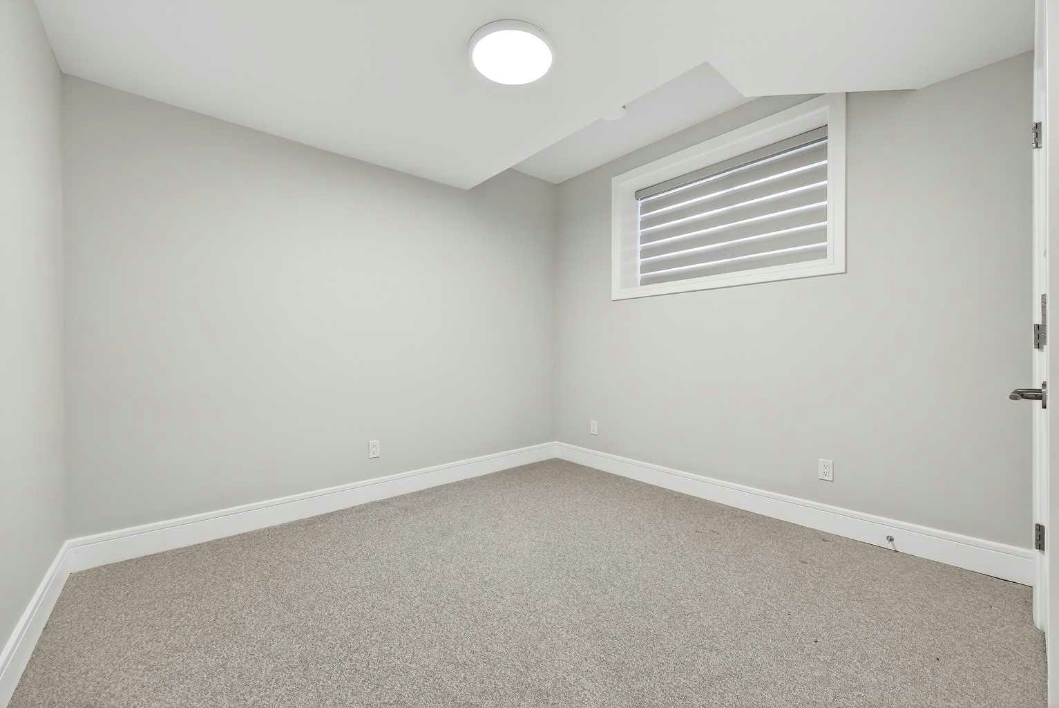 95 Rock Lake View NW, Calgary, AB, T3G 0E9 - 36