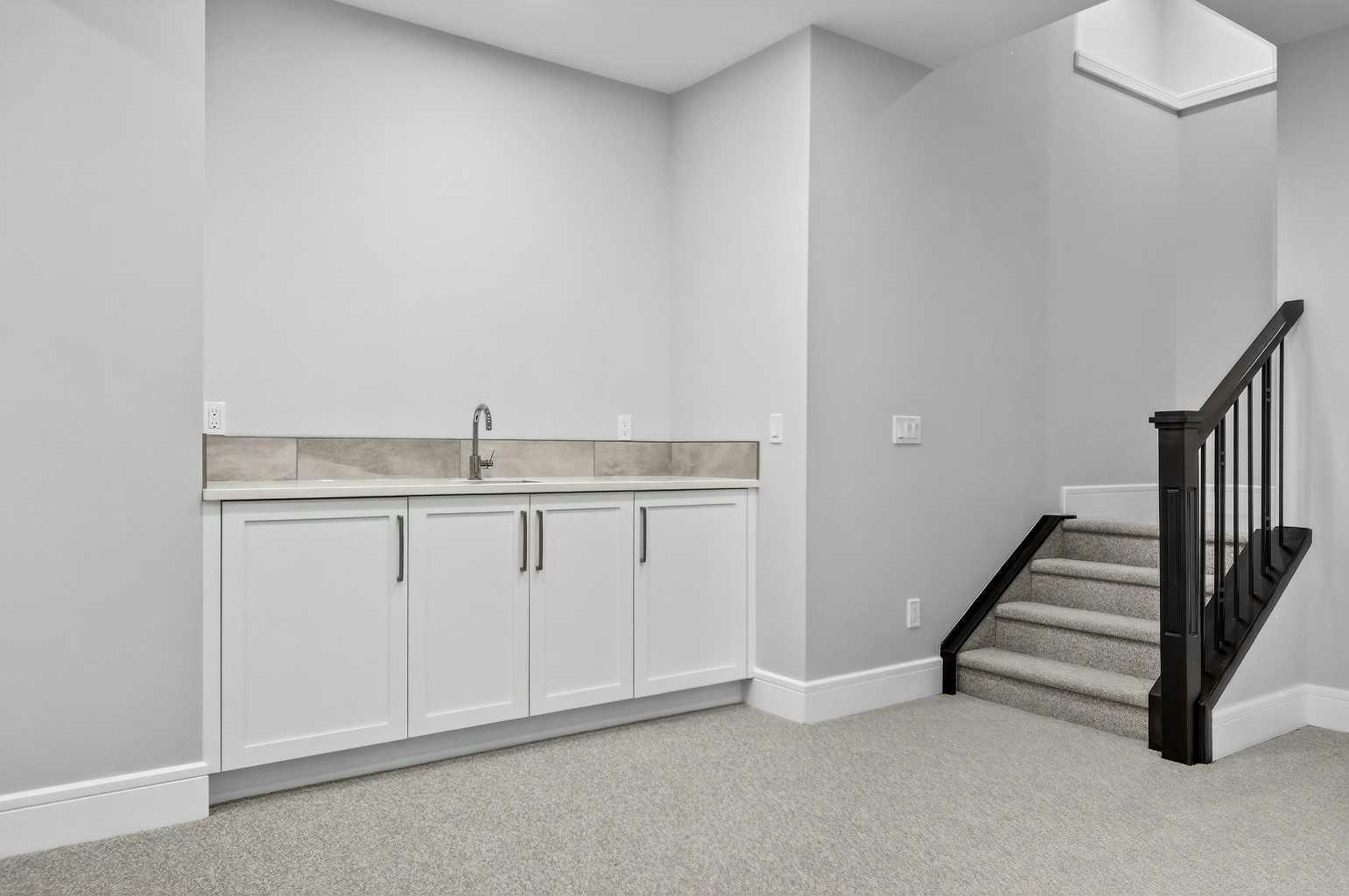 95 Rock Lake View NW, Calgary, AB, T3G 0E9 - 34