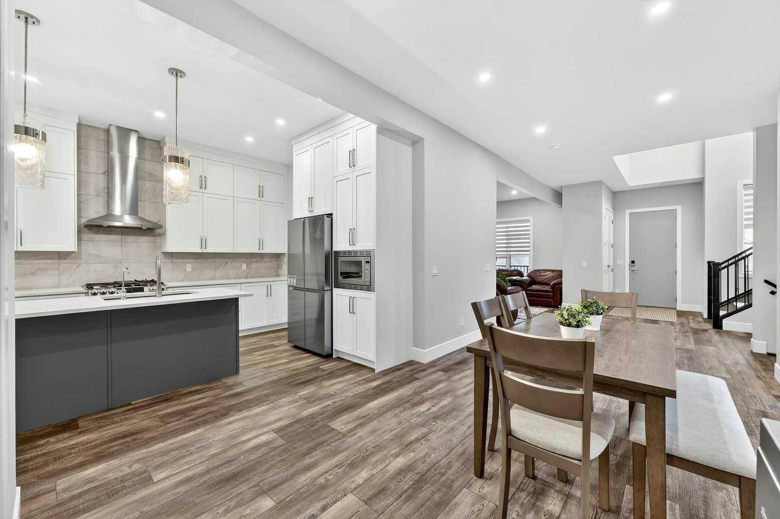 95 Rock Lake View NW, Calgary, AB, T3G 0E9 - 8