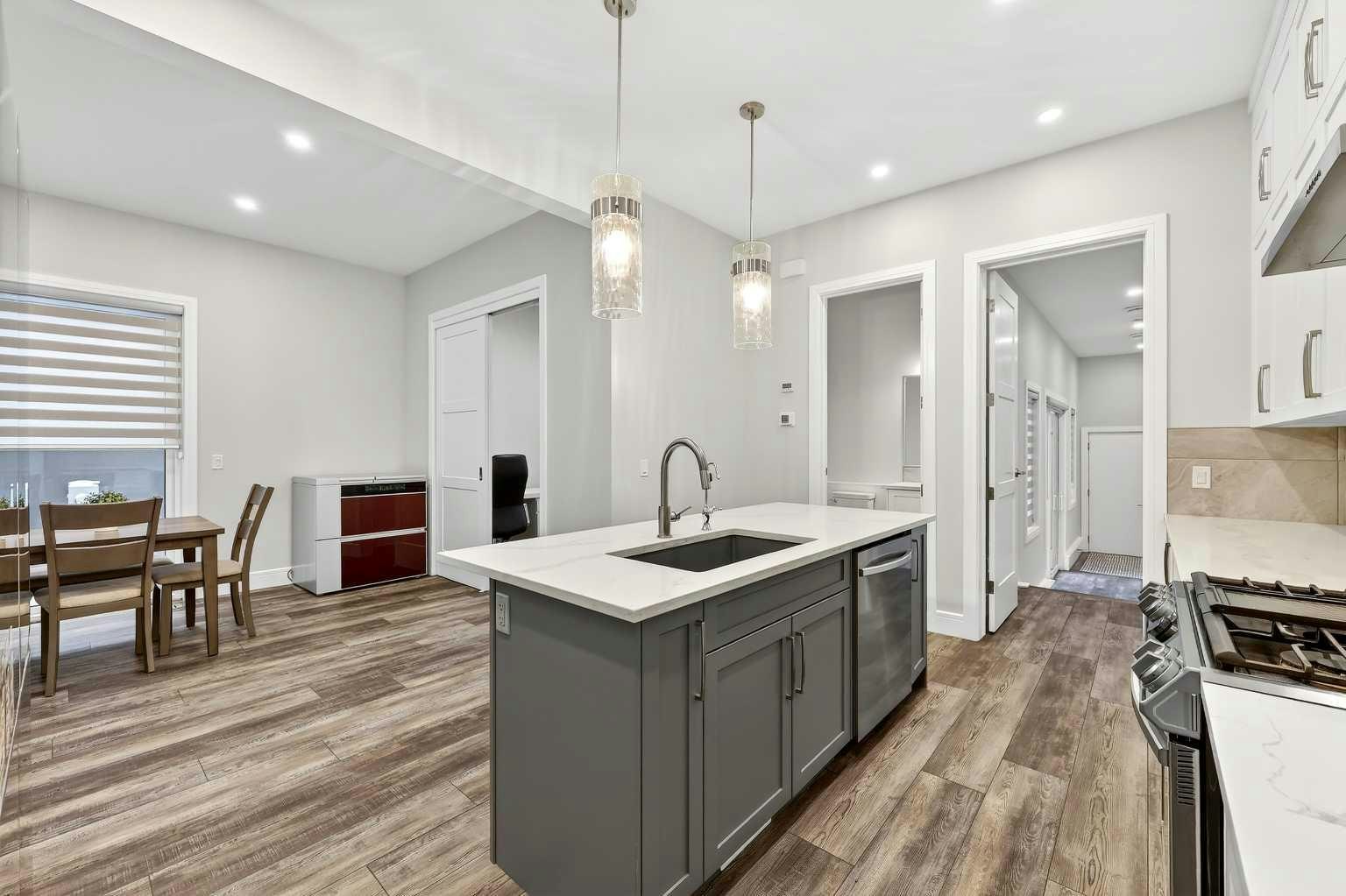 95 Rock Lake View NW, Calgary, AB, T3G 0E9 - 12