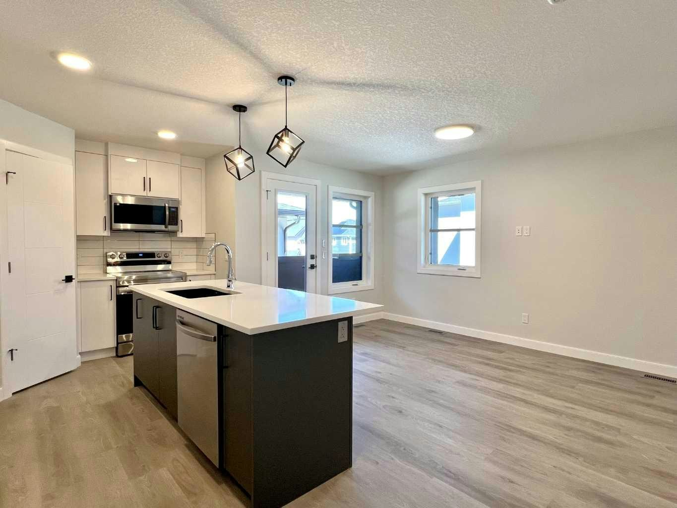 95 Rock Lake View NW, Calgary, AB, T3G 0E9 - 41